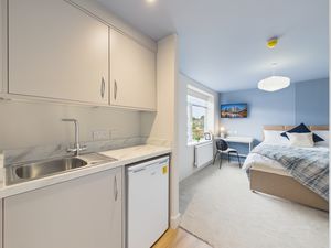 Photo 6- click for photo gallery